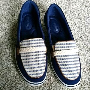 Aubrey Lynn canvas shoes